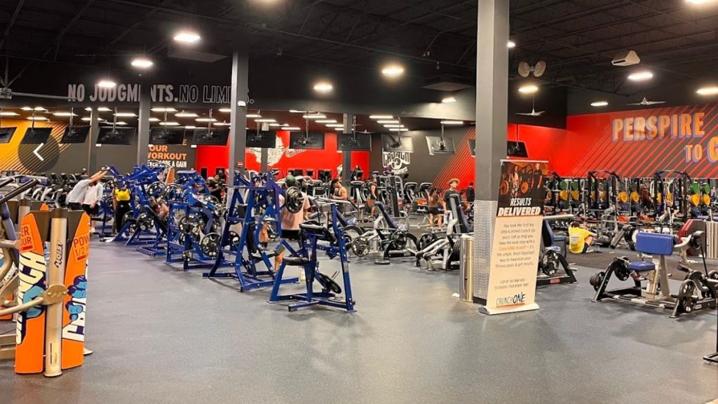 Fitness equipment at Crunch Fitness in Valrico, Florida